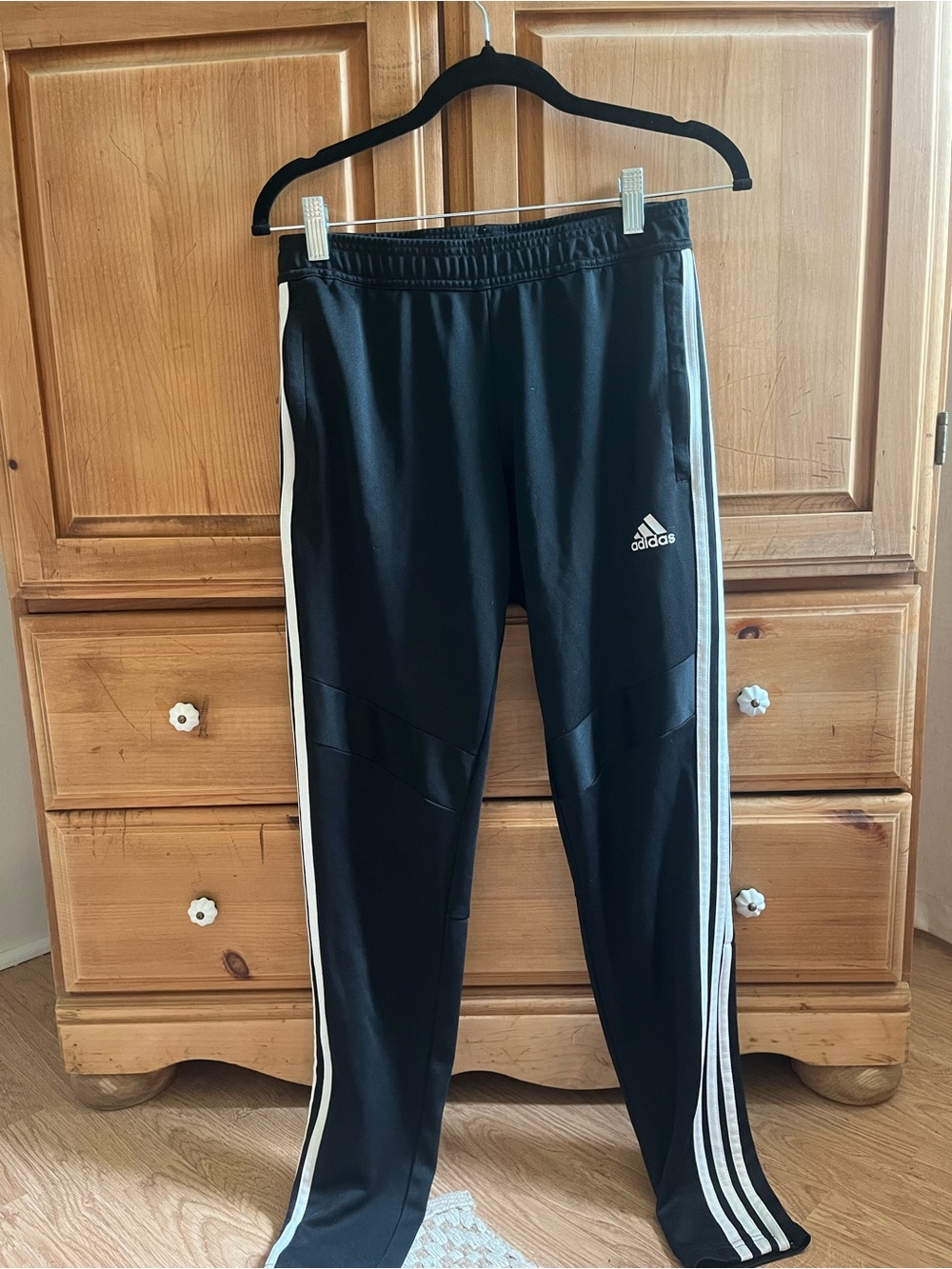 adidas Women’s Tiro 25 Essentials Training pants